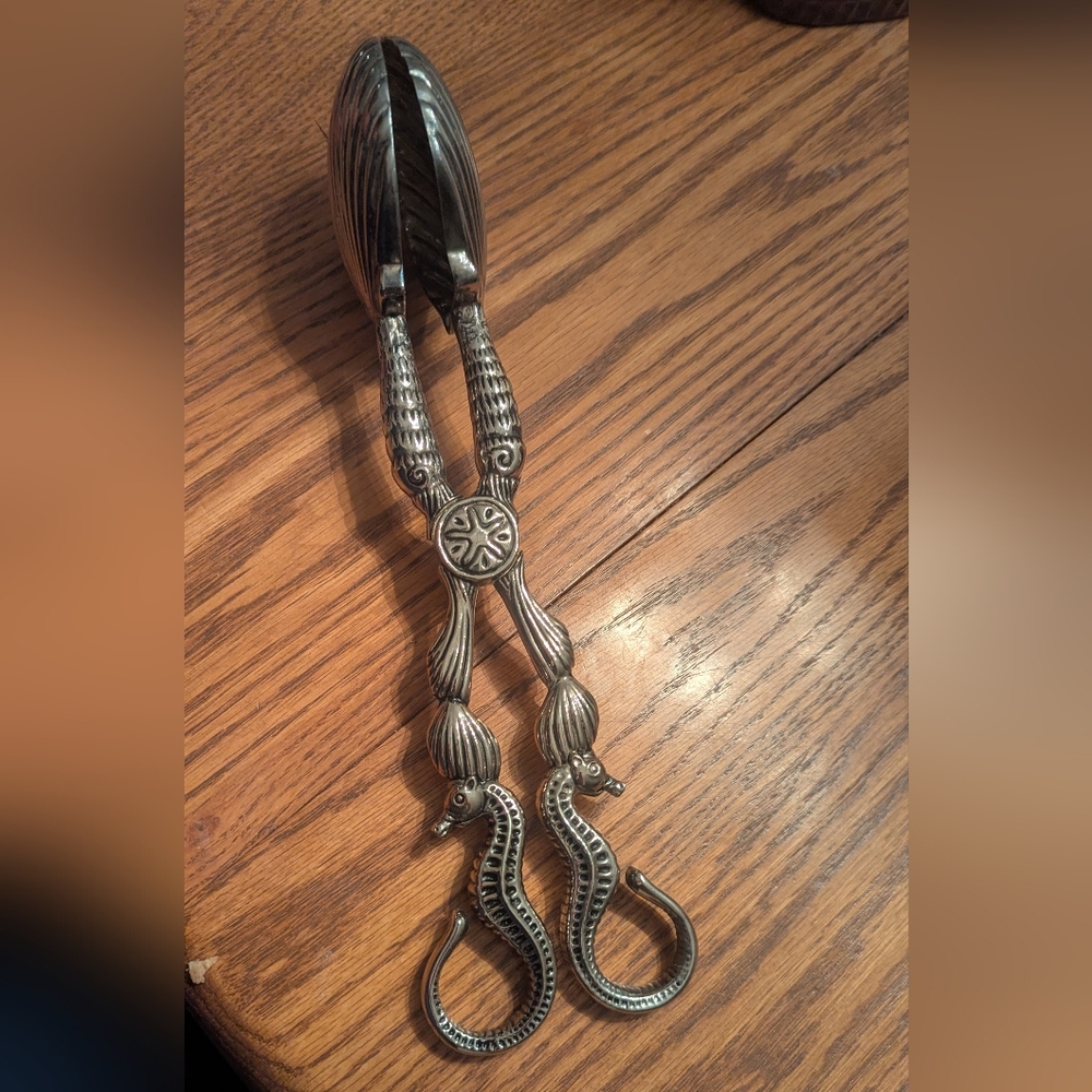 Godinger Silver Seahorse Design Serving Tongs